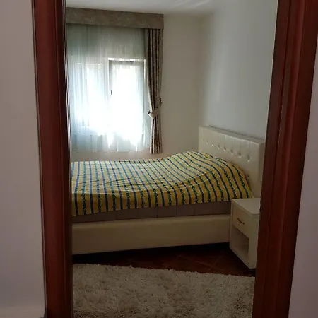 Dusan Igalo Apartment